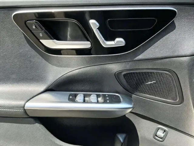 Mercedes-Benz C-Class — Фото автомобиля 17