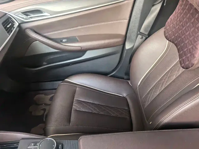 BMW 5 Series — Фото автомобиля 21