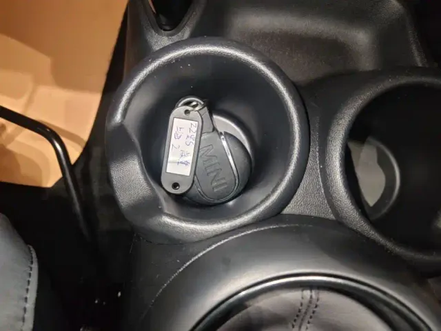 MINI Hatch — Фото автомобиля 8