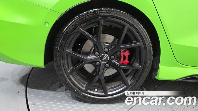 Audi RS3 — Фото автомобиля 4