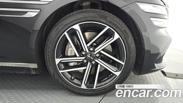 Genesis G80 RG3 — Фото автомобиля 6