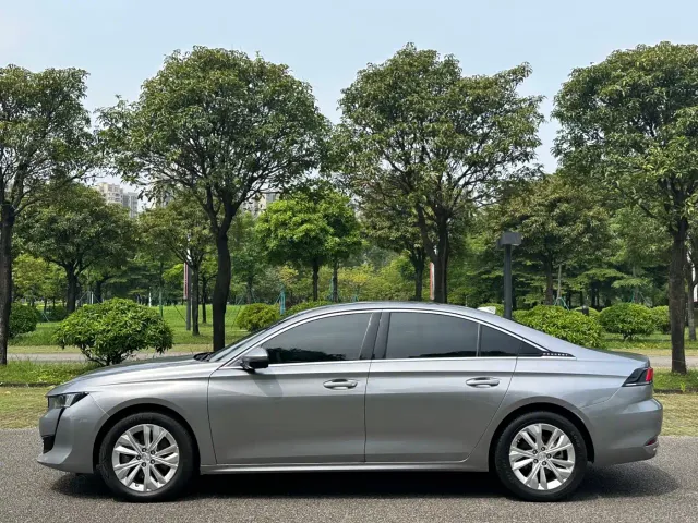 Peugeot 508 — Фото автомобиля 12