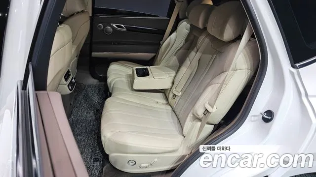 Genesis GV80 — Фото автомобиля 12