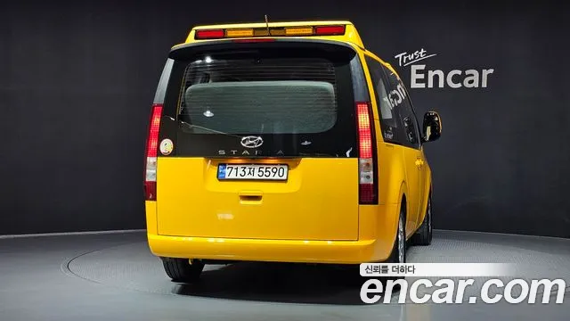 Hyundai Staria — Фото автомобиля 4