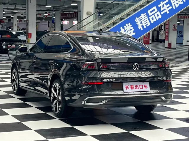 Volkswagen Lamando — Фото автомобиля 5