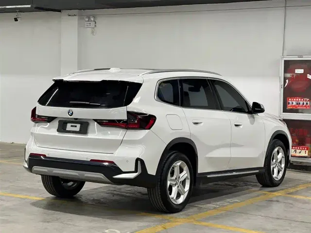 BMW X1 — Фото автомобиля 5