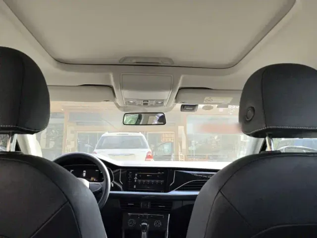 Volkswagen Passat — Фото автомобиля 17