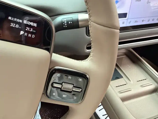 Li Auto i6 — Фото автомобиля 10