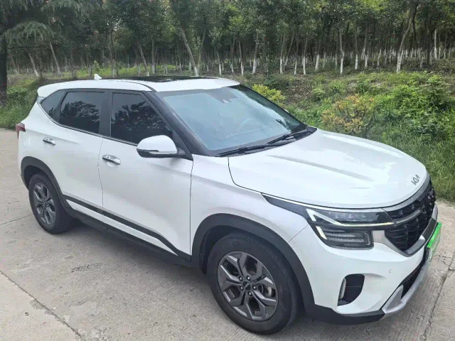 Kia Seltos — Фото автомобиля 2
