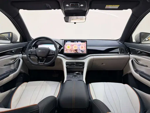 BYD Song PLUS — Фото автомобиля 6