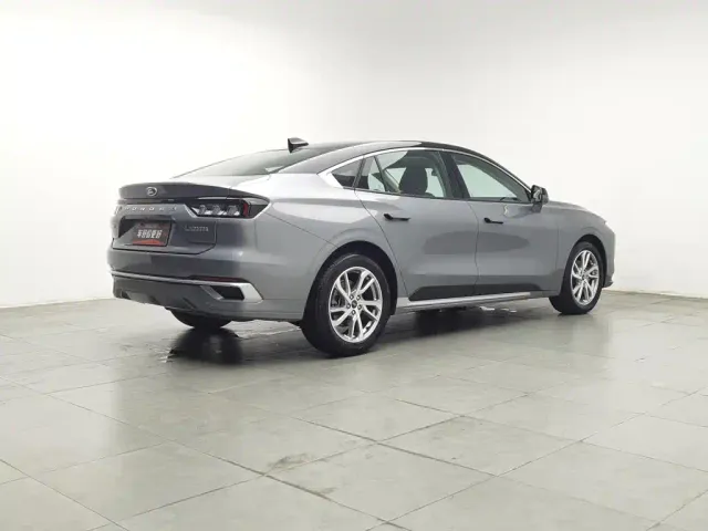 Ford Mondeo — Фото автомобиля 2