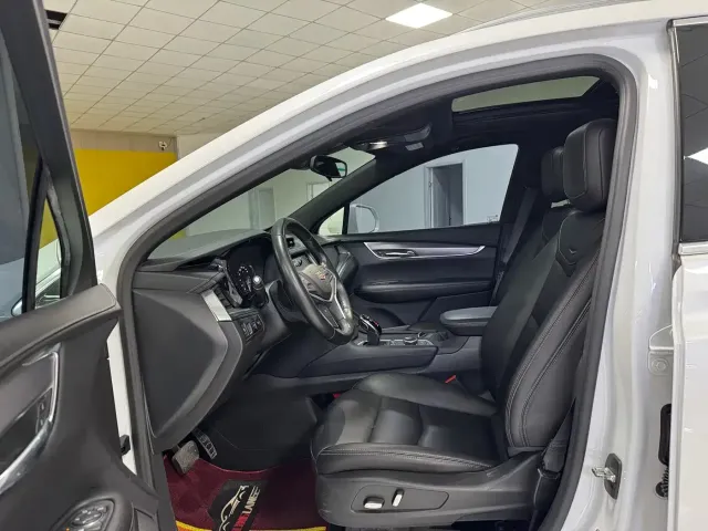 Cadillac XT5 — Фото автомобиля 4
