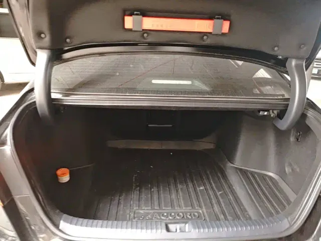 Honda Accord — Фото автомобиля 18