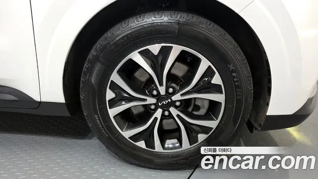 Kia Canival Carnival 4 поколение Дизель 9 мест Prestige — Фото автомобиля 5