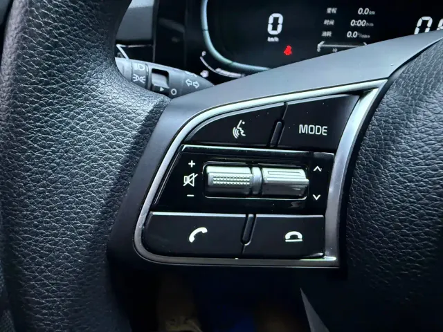 Kia Seltos — Фото автомобиля 13