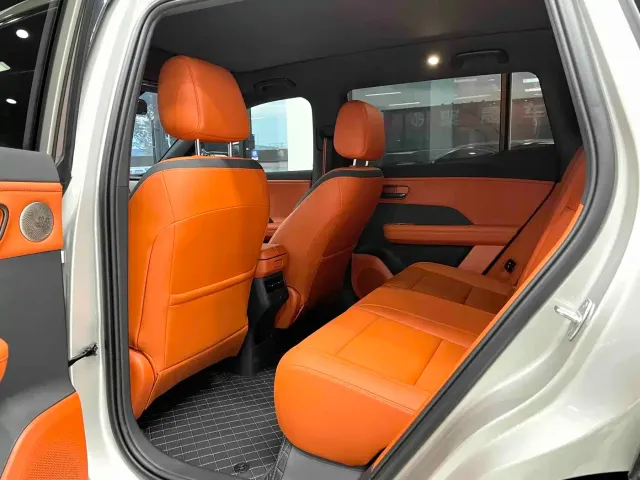 Toyota BoZhi 3X — Фото автомобиля 10