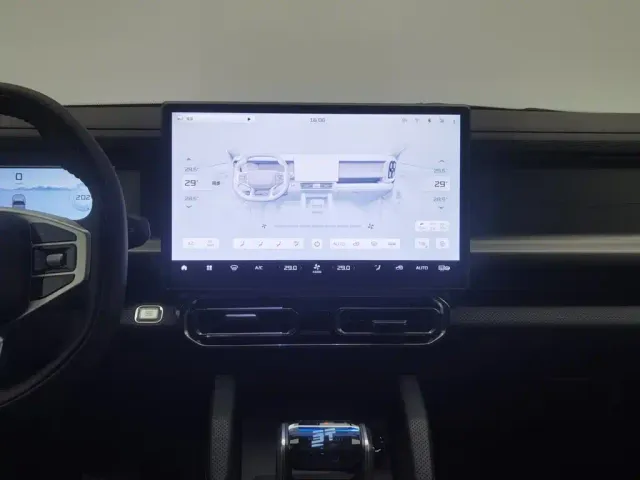 Jetour T2 — Фото автомобиля 12