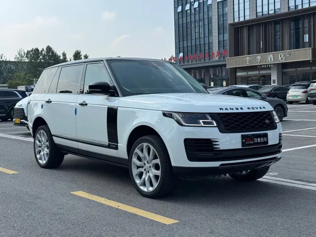 Land Rover Range Rover — Фото автомобиля 3