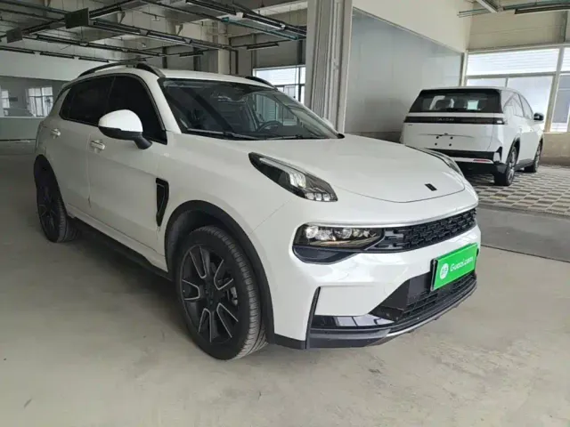Lynk & Co Lynk & Co 01 2021 2.0TD 2WD Pro — Фото автомобиля 21