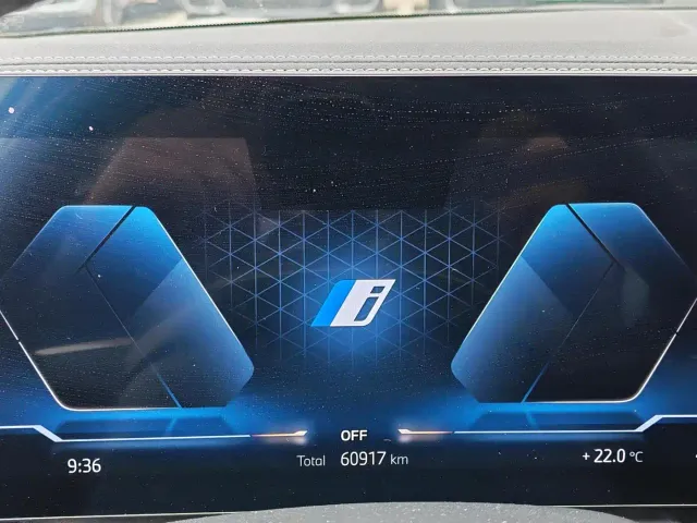 BMW i3 — Фото автомобиля 14