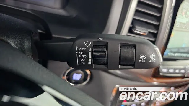 KG_Mobility_Ssangyong Rexton Новый Rexton Sport Khan Дизель 2.2 4WD — Фото автомобиля 27