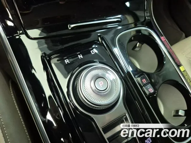 Kia Carnival 4th Gen — Фото автомобиля 8