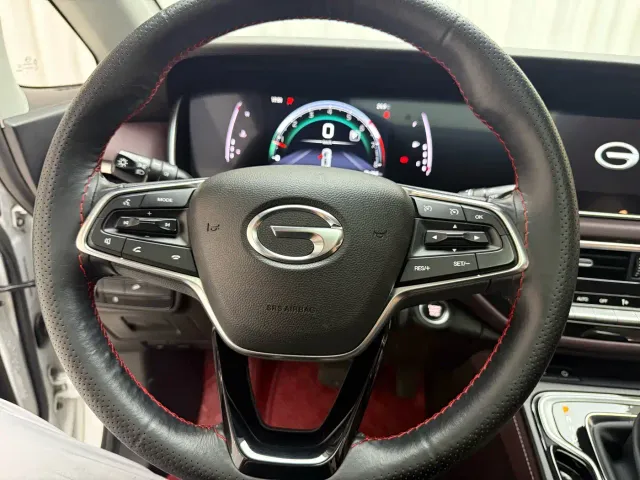 GAC Trumpchi M6 — Фото автомобиля 10