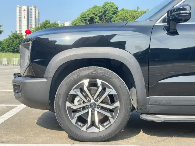 Haval Big Dog — Фото автомобиля 6