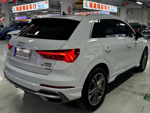 Audi Q3 — Фото автомобиля 7