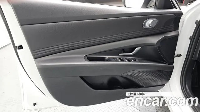 Hyundai AVANTE Avante (CN7) — Фото автомобиля 24