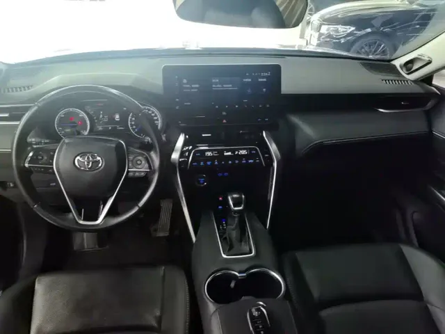 Toyota Venza — Фото автомобиля 9