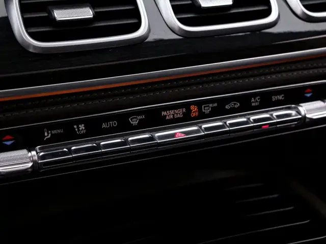 Mercedes-Benz GLS-Class — Фото автомобиля 9