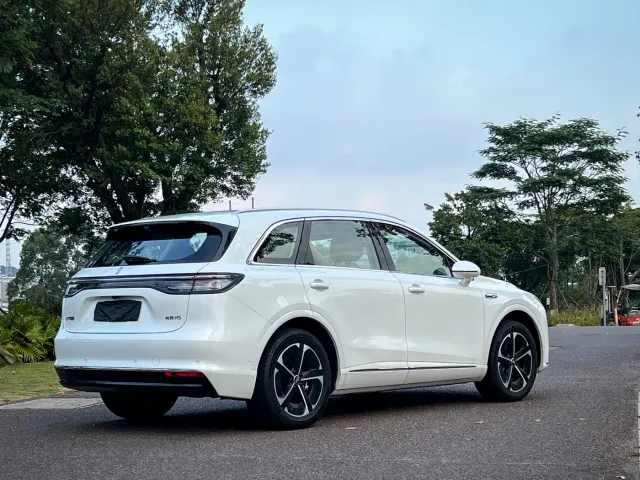 Shangjie SUV — Фото автомобиля 7