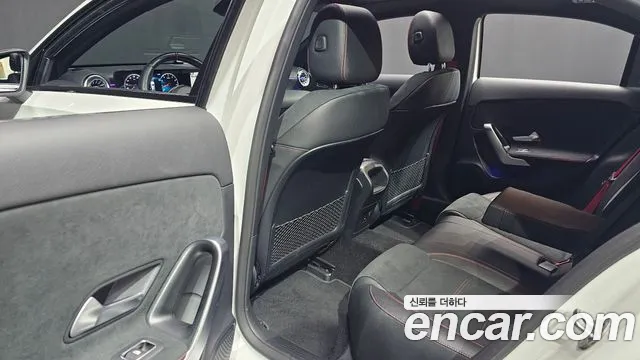 Mercedes-Benz A-Class — Фото автомобиля 18