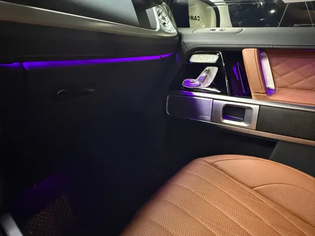 Mercedes-Benz G-Class — Фото автомобиля 18