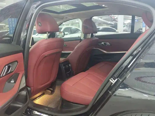 BMW 3 Series — Фото автомобиля 5