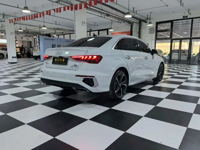Audi A3 — Фото автомобиля 4