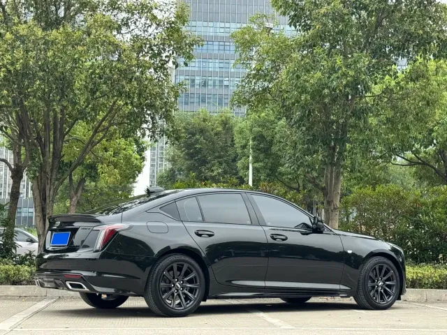 Cadillac CT5 — Фото автомобиля 6