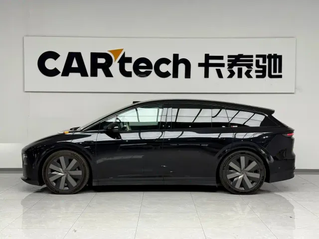 Li Auto i6 — Фото автомобиля 12
