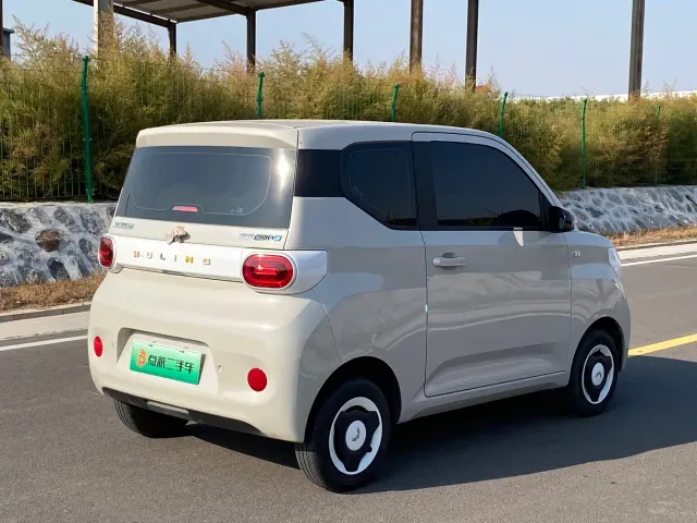 Wuling Hongguang Mini EV — Фото автомобиля 4