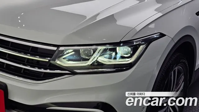 Volkswagen Tiguan — Фото автомобиля 20