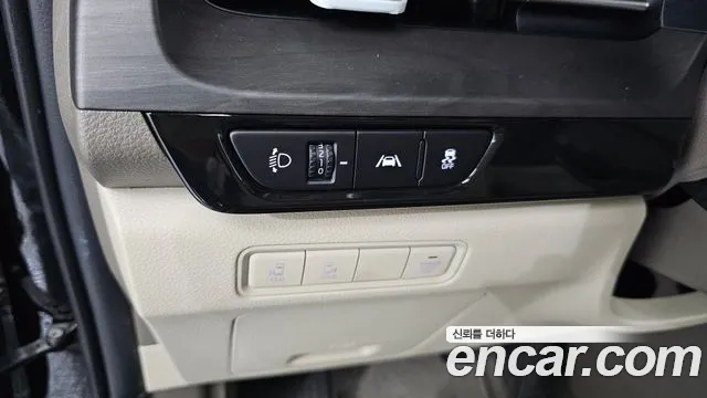Kia Canival Carnival 4 поколение 9 мест Prestige — Фото автомобиля 13