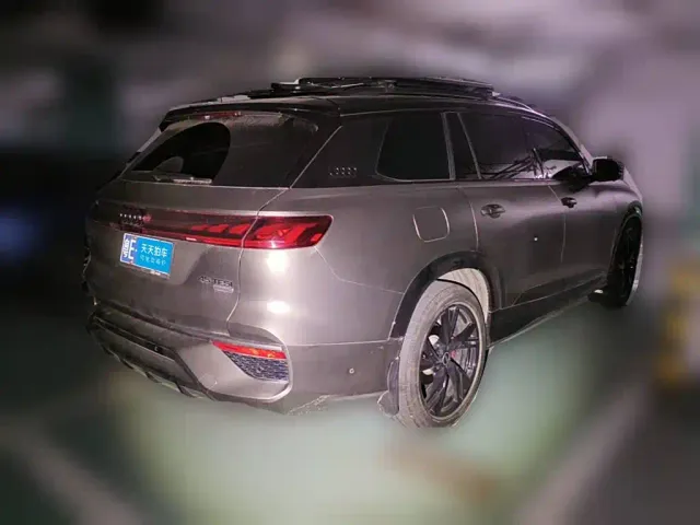 Audi Q6 — Фото автомобиля 5