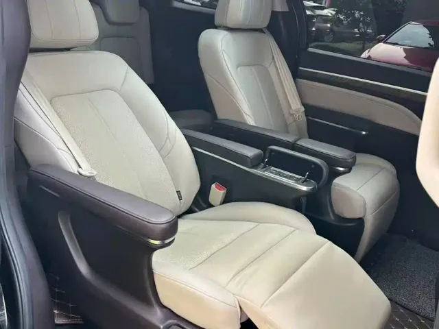 GAC Trumpchi M8 — Фото автомобиля 12