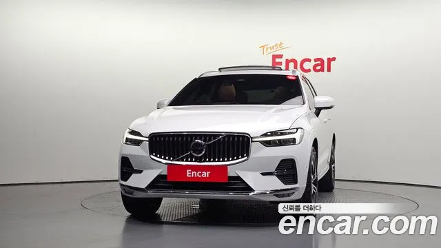 Volvo XC60 Generation 2 — Фото автомобиля 3