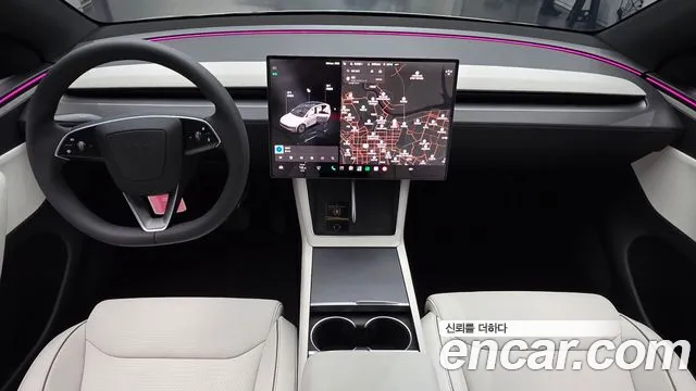 Tesla Model Y — Фото автомобиля 7