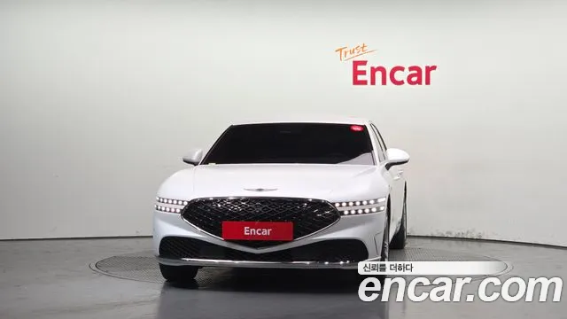 Genesis G90 Бензин 3.5 турбо AWD — Фото автомобиля 3