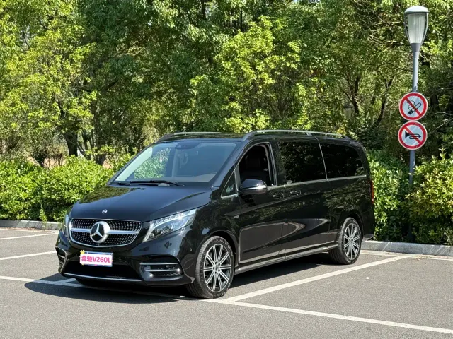 Mercedes-Benz V-Class — Фото автомобиля 3