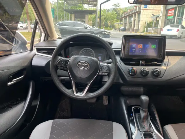 Toyota Corolla — Фото автомобиля 16