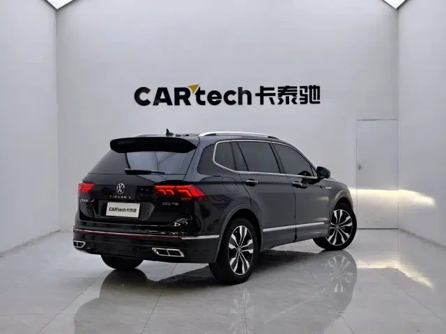 Volkswagen Tiguan L — Фото автомобиля 5